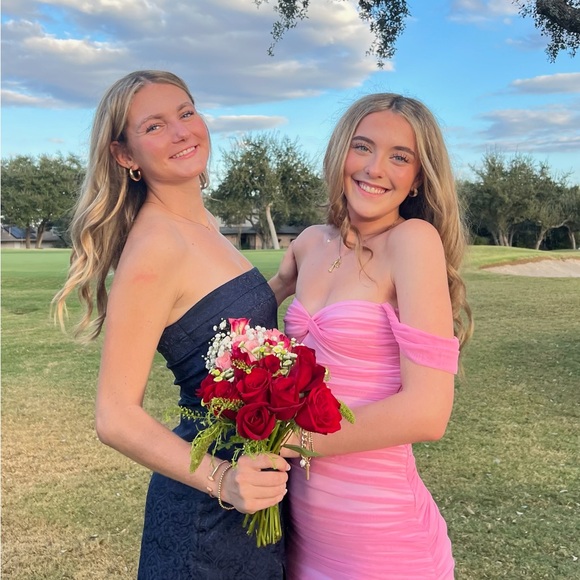 Meet your Posher, Amelie - Picture 1 of 7